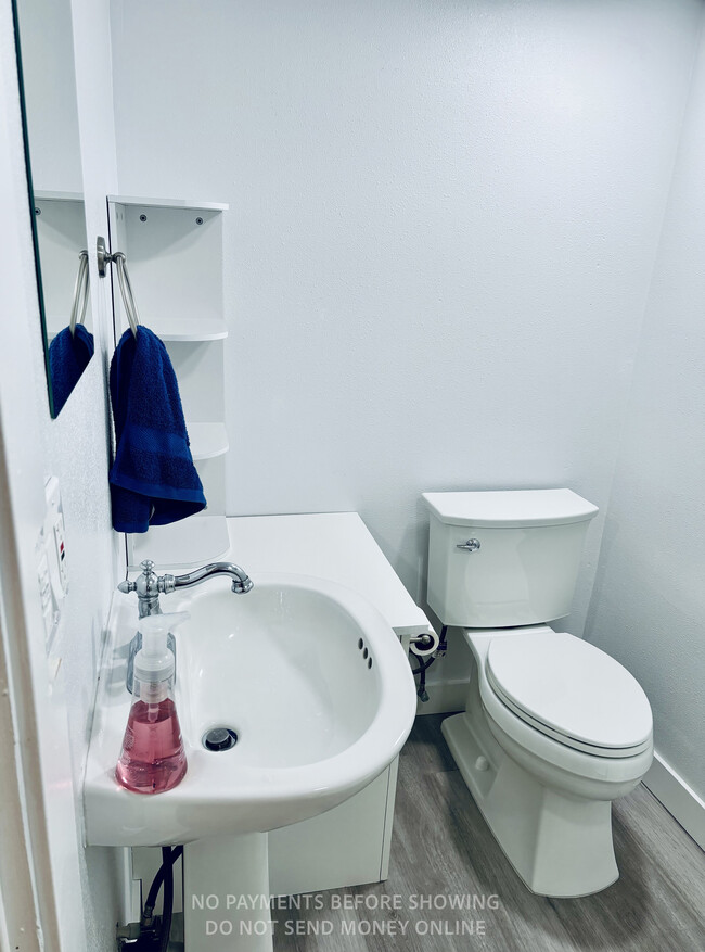 Photo - 13623 8th Ave SW