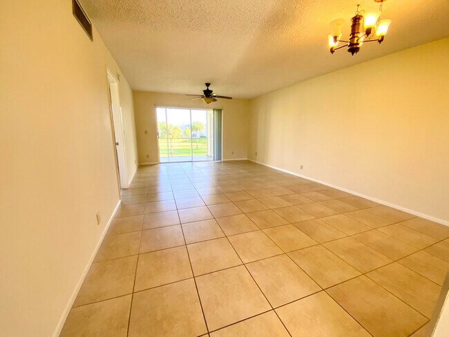 Photo - 2828 Casita Way Unit 202