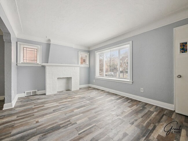 16831 Mendota St Unit 16831 -TR 6/1/26 Lower