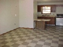 Living Area - Cave Spring Apartments