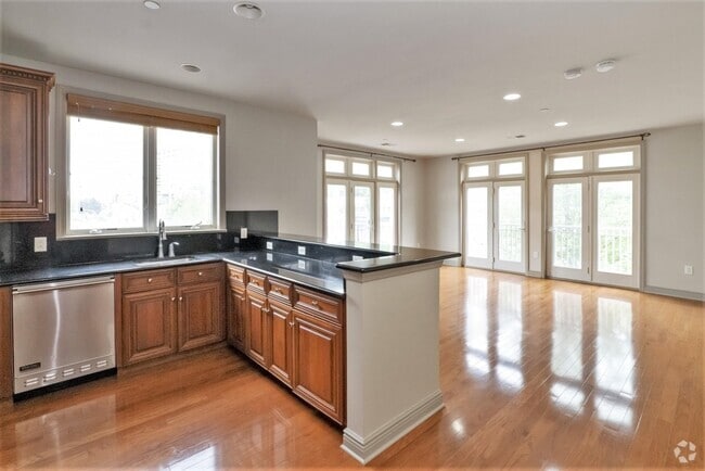 Building Photo - 7400 River Rd Unit 234 Rental