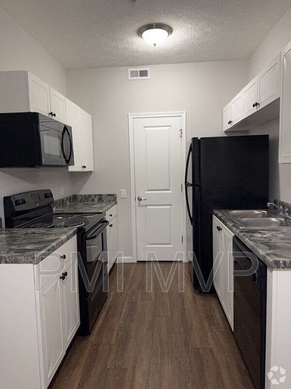Building Photo - 858 Taylor Station Rd Unit 858  103 Rental