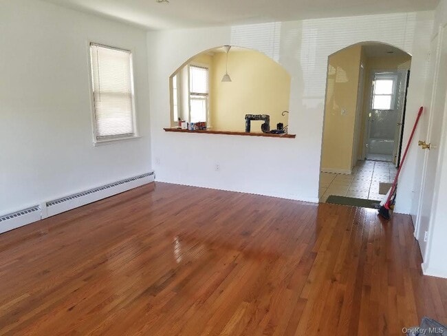 Photo - 625 E Broadway Unidad 4