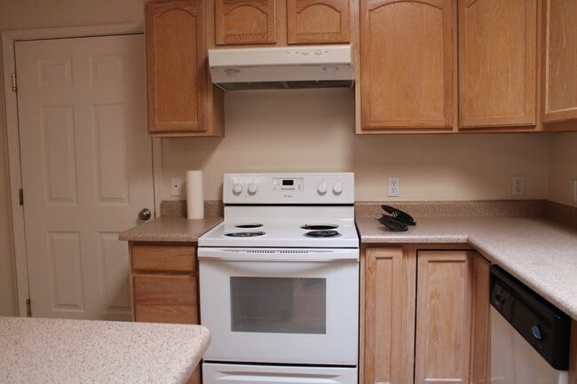 Photo - 3 Bedroom, 2 Bath Home for Rent