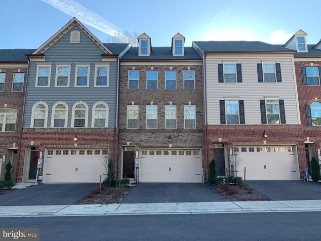 Photo - 2709 Fredericksburg Rd Townhome