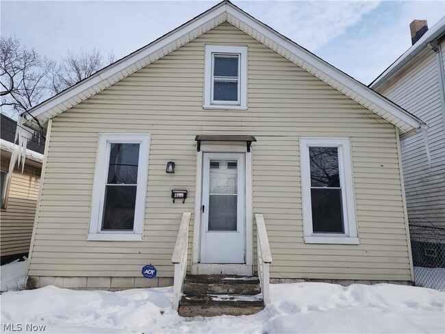 Building Photo - 3709 E 69th St