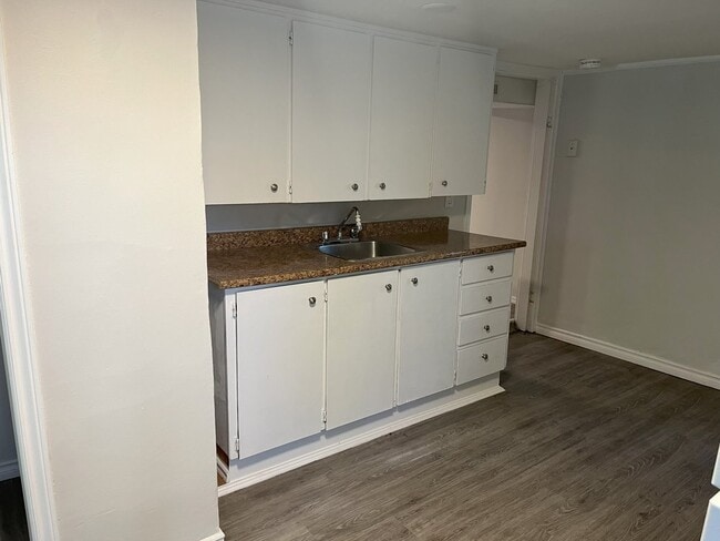 Photo - 259 Sidney St Unité B