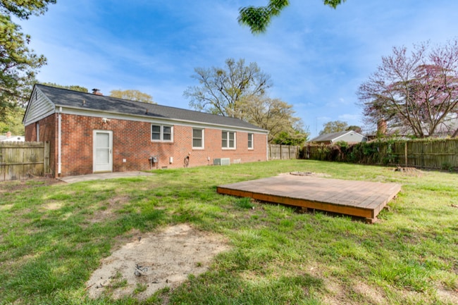 Photo - 45 St Albans Dr