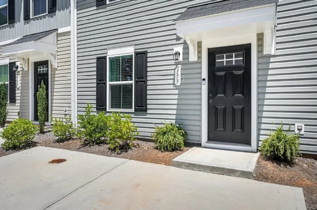 Photo - 153 Nicklaus Dr Unit 153 Nicklaus Dr