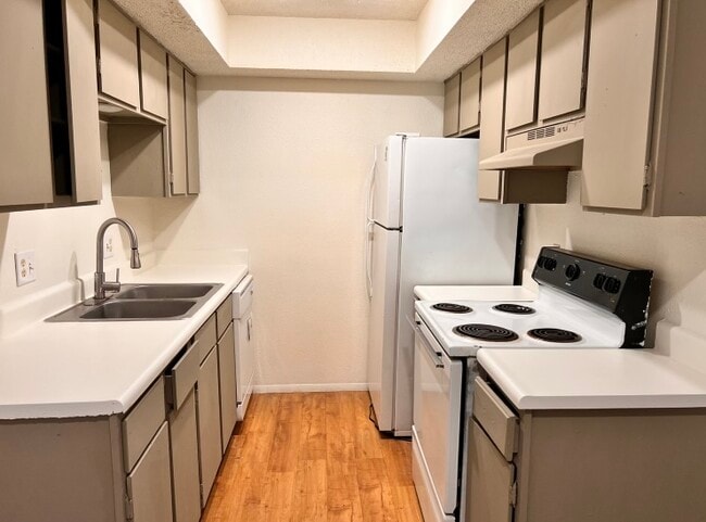 Photo - Parkridge Apartments