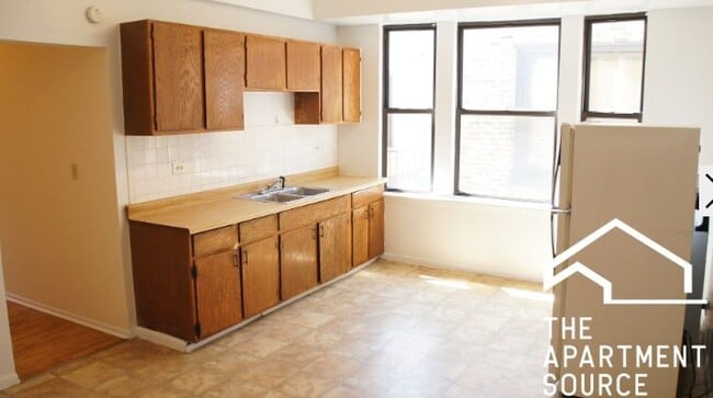 Building Photo - 2319 N Kedzie Blvd