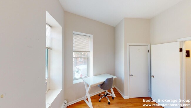 Photo - 96 Hammond St Unidad 1