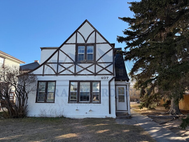 Building Photo - 407 S 5th St Unit 3