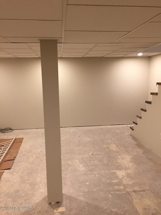 Photo - 137 Haverford Dr