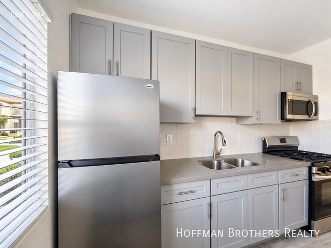 420 N Coronado St Unit 102