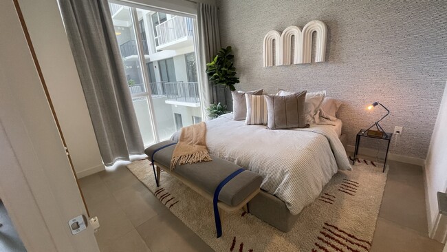 Photo - 1994 NW 1st Pl Unidad A5