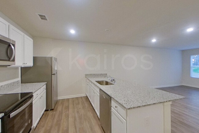 Photo - 320 Ironwood Ct