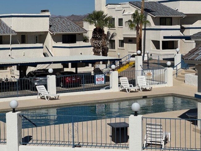 Photo - 1BR 1BA Winter Vacation Rental with River Views-RIVERVIEW BLUFFS Unit 12B