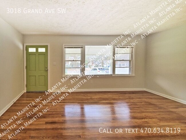 Photo - 3018 Grand Ave SW