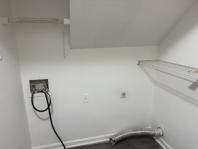 Photo - 888 Timbercrest Ct