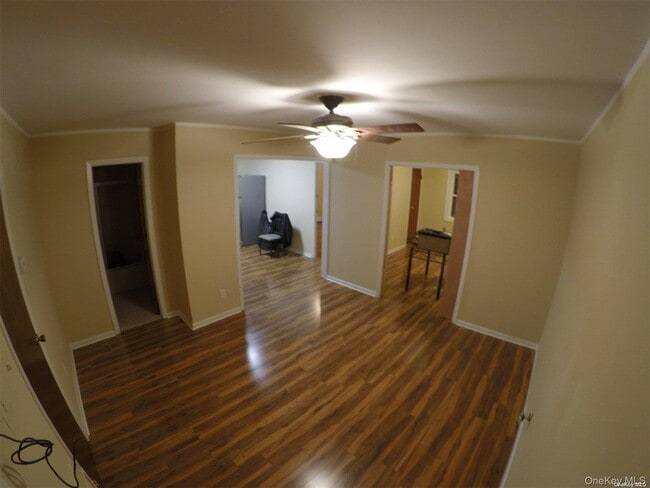 Photo - 988 Hempstead Turnpike