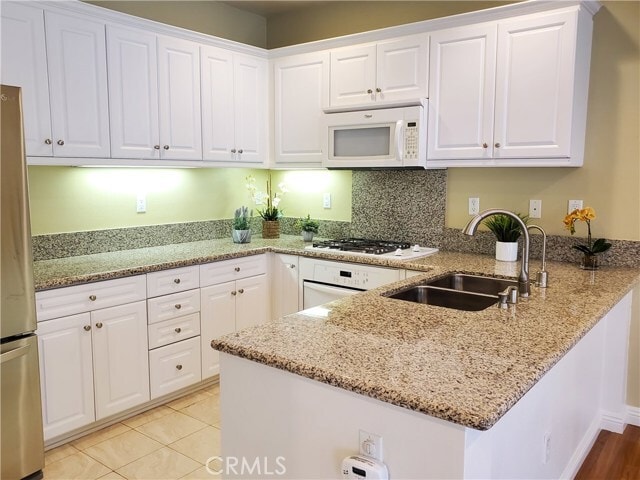 Photo - 1800 Oak St