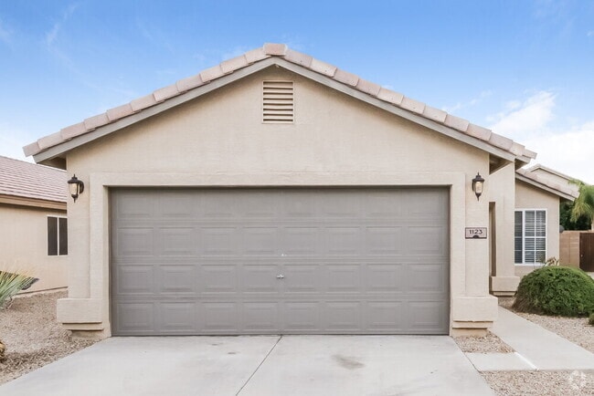 Building Photo - 1123 E Stardust Way Rental