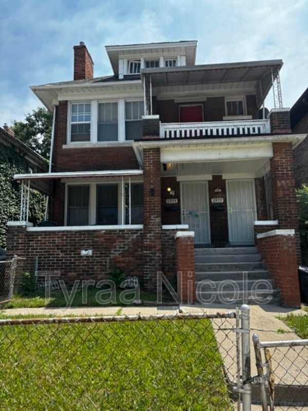 Building Photo - 1977 Clairmount Ave