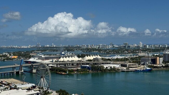 Photo - 50 Biscayne Blvd Unidad 3010