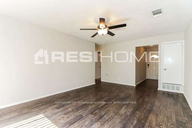 Photo - 701 S Perkins St