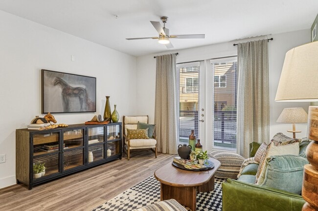 Photo - Heritage McKinney Square