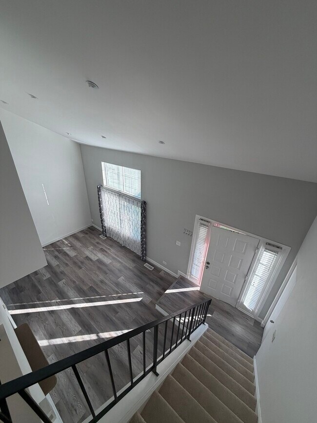 Photo - 371 Wisteria Dr
