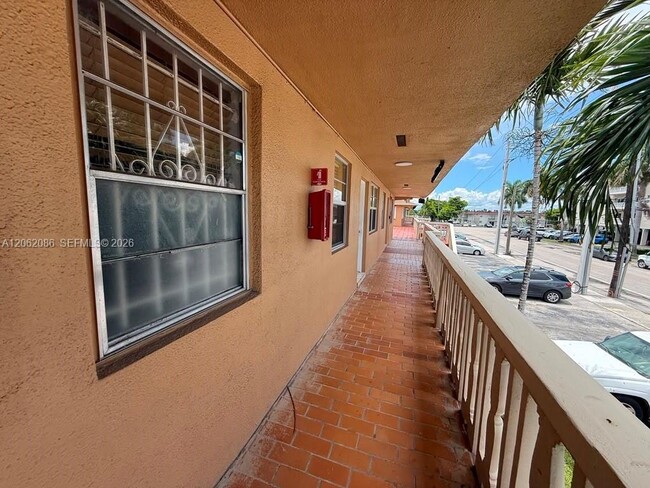 Photo - 1154 W 35th St Unit 213
