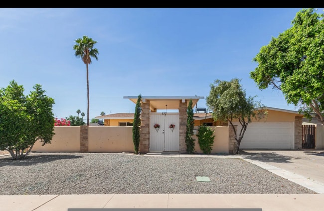 Building Photo - 533 E Pebble Beach Dr Rental