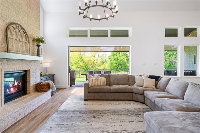 Photo - 8609 Autumn Lake Trl