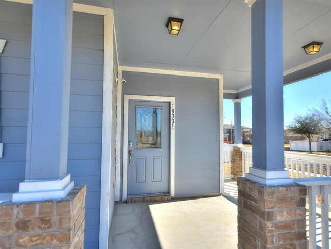 Photo - 18301 Mammoth Cave Blvd