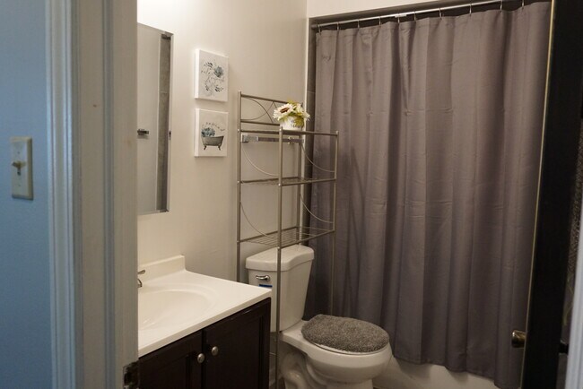 Photo - 4042 Charleston Rd Unit 2W