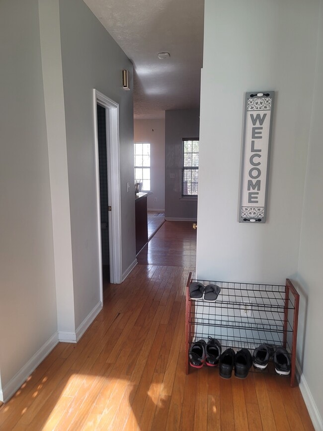 Photo - 140 Newsons Gait