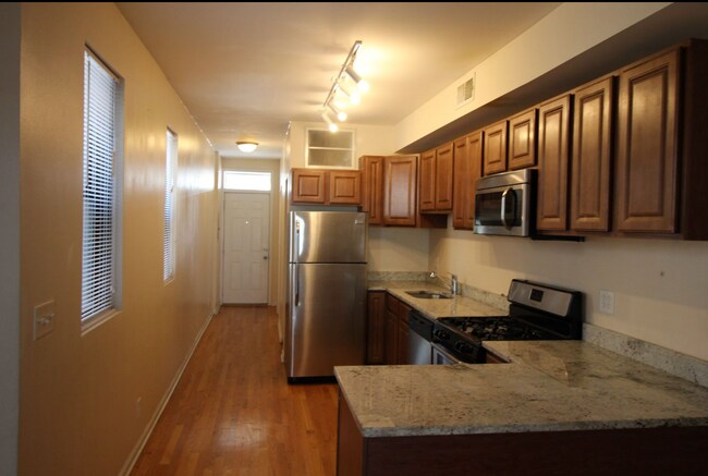 Photo - 3318 W Lawrence Ave Unit 2