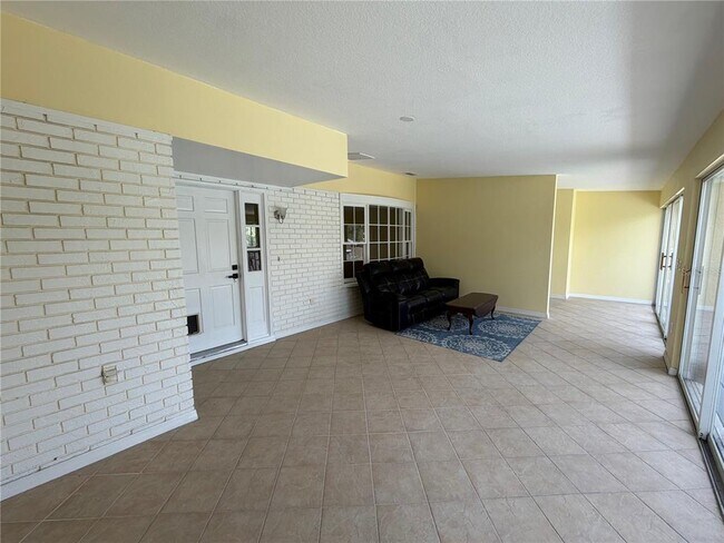 Photo - 7941 Sycamore Dr