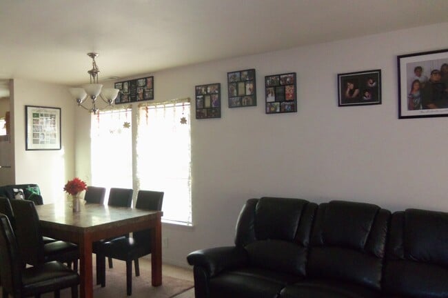 Photo - 196 - 3427/3429 SE 3rd Unit 196-3427 SE 3rd