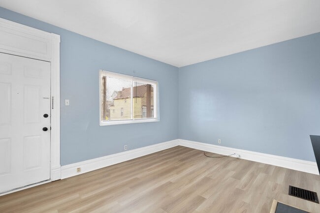 Photo - Stunning 2 bedroom home in Homestead available September 1!