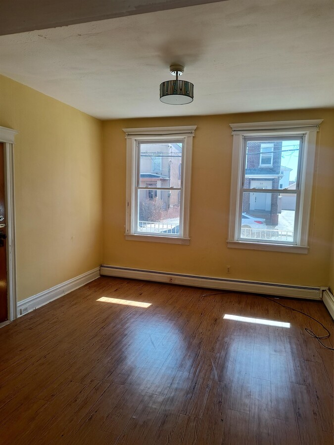 Photo - 6105 Meadowview Ave Unit A