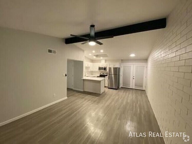 Building Photo - 2636 N 46th St Unit 8 Rental