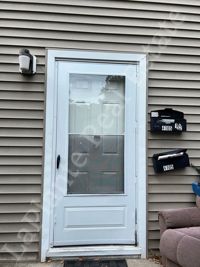 Photo - 4105 Walker Ave Unidad 1