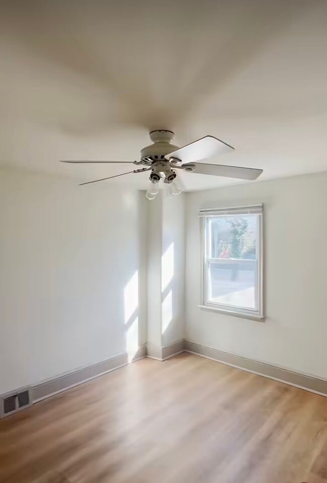 Photo - 7713 Union Ave