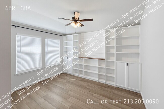 Photo - 3045 Casillero St