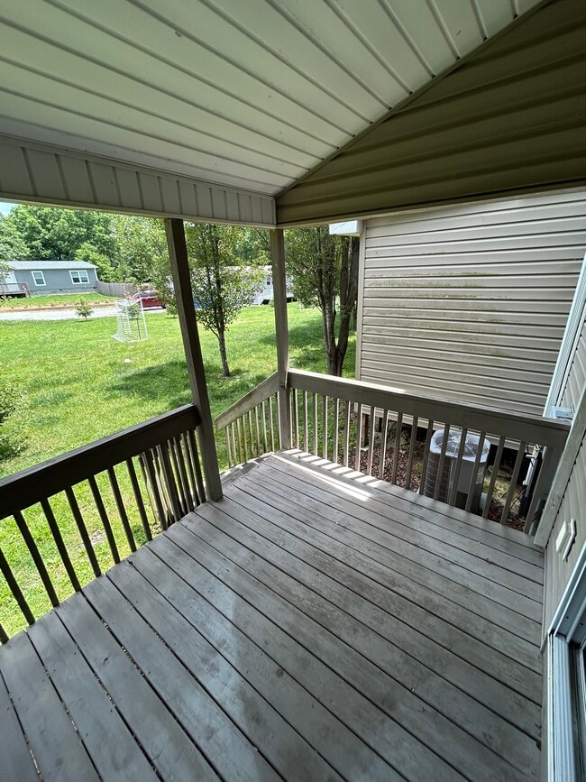 Photo - 53 Meadow Glen Ct