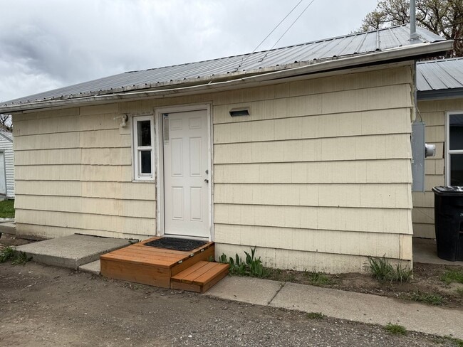 Photo - 713 S Billings Blvd