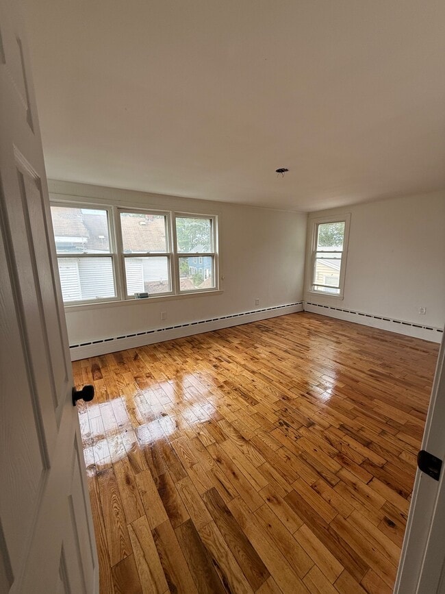 22 Park St Unit 2
